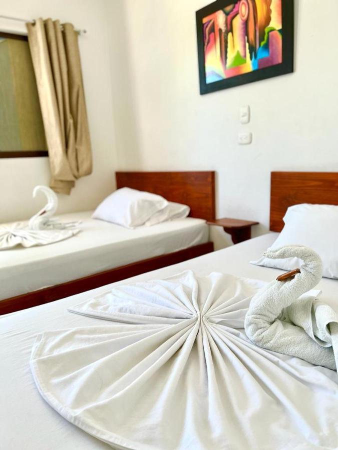 Hotel Paraiso Plaza Пуерто-Тріунфо Екстер'єр фото